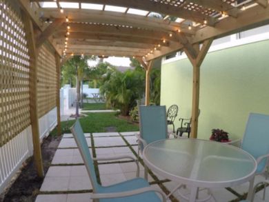 One Bedroom Vacation Rental located Close Beach Holmes Beach